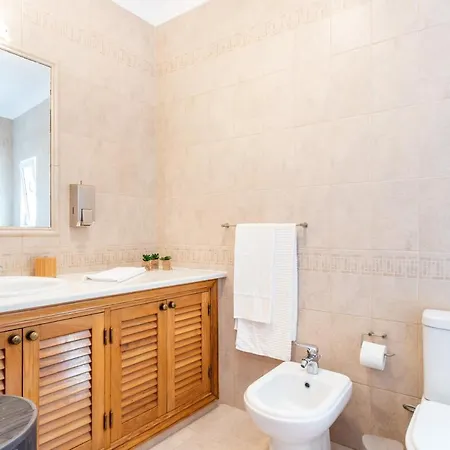 Qev - Santo Antonio Apartmán Budens